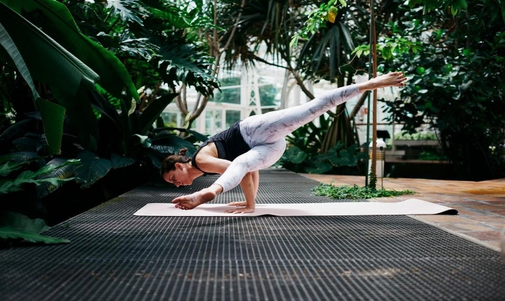 15 sorprendentes beneficios del yoga