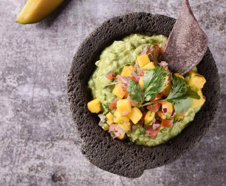 Plato de guacamole del restaurante Santita