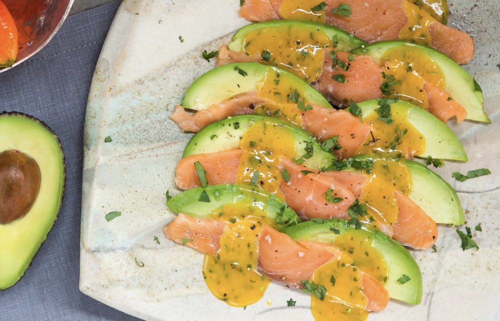 Tiradito de salmon y aguacate receta