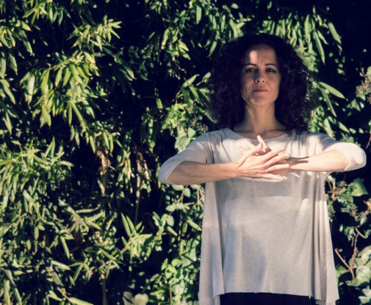 Yoga en Lengua de Signos: Yoga para personas sordas, por Cristina Gonzalez