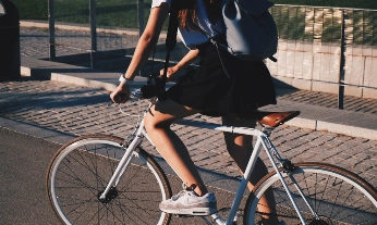 Día de la bicicleta 2021: las mejores ciudades de España para ir en bici