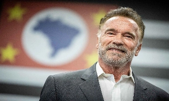 Arnold Schwarzenegger, convertido en 'héroe de acción climática',