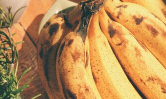 Estos son los 6 beneficios que aporta el plátano a tu organismo