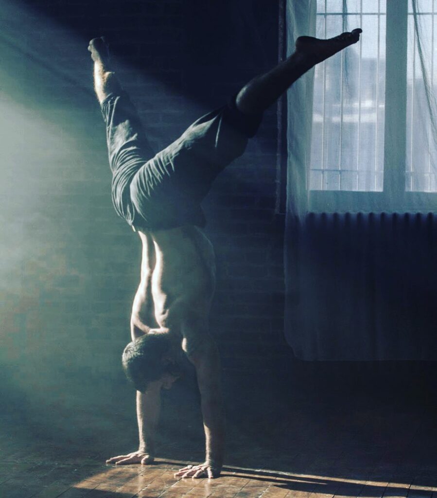 Rocket Yoga con David Kyle