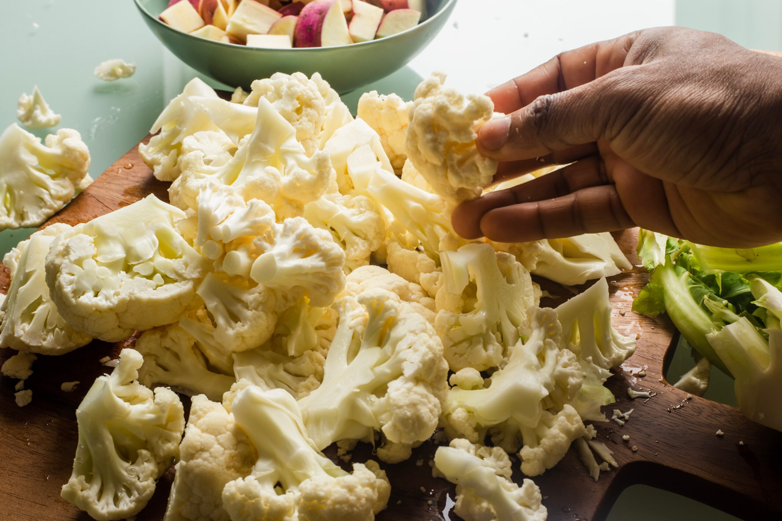 Alimentos más saludables en crudo que cocinados: coliflor