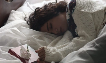 melatonina descanso Melatonina: ¿cómo tomarla para descansar bien?