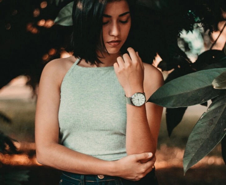 Chica reloj