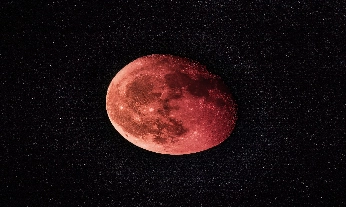 La luna puede influir en el ciclo femenino