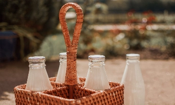 botellas de leche