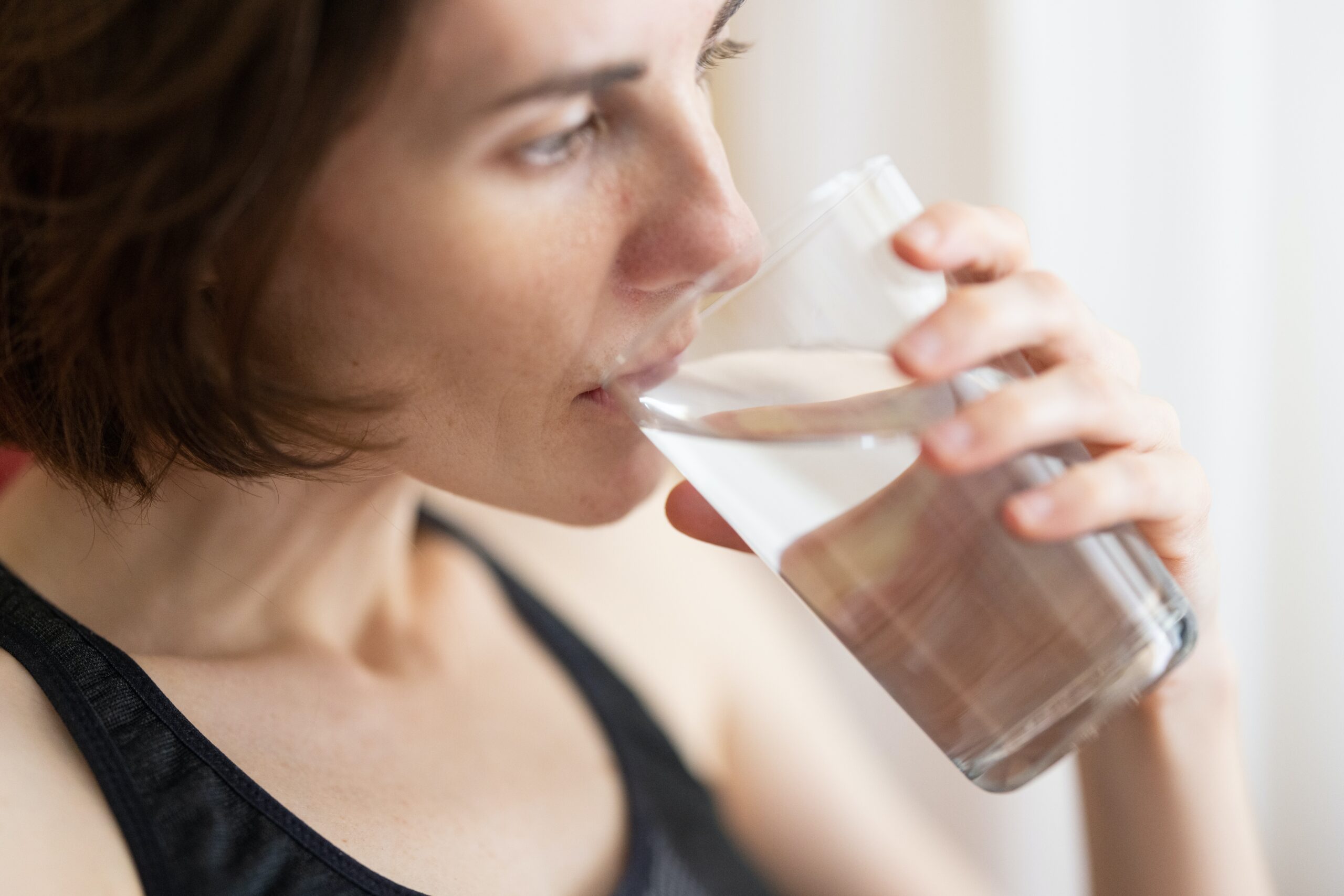 Consulado violín eficientemente 5 beneficios de beber un vaso de agua en ayunas - WeLife