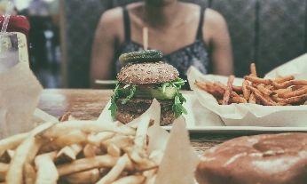 aprende a diferenciar el tipo de hambre que tienes