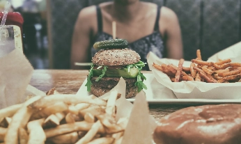 aprende a diferenciar el tipo de hambre que tienes