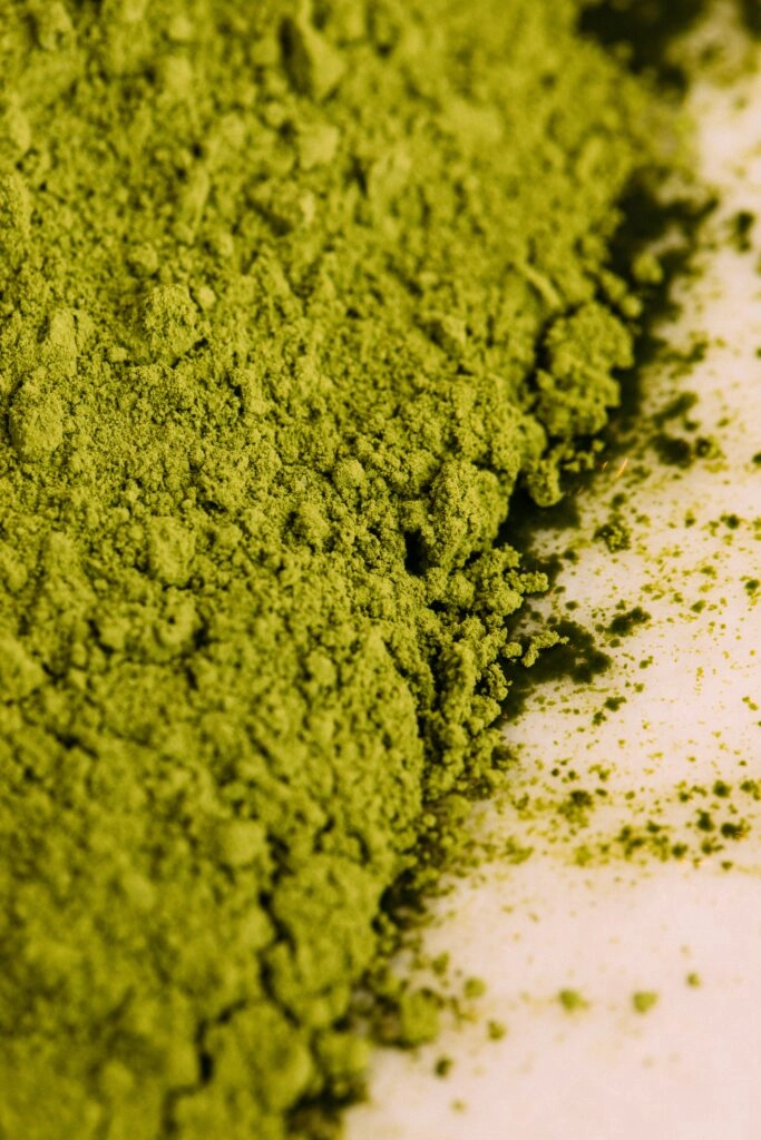 El alga Klamath esta compuesta en un 70% por proteínas y aminoácidos