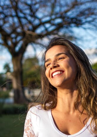 Mujer-sonriendo Mujer sonriendo