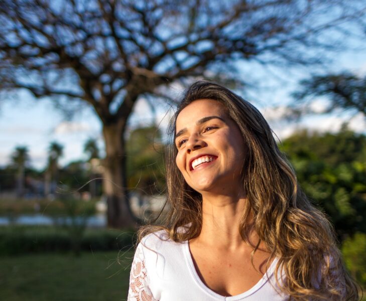 Mujer sonriendo