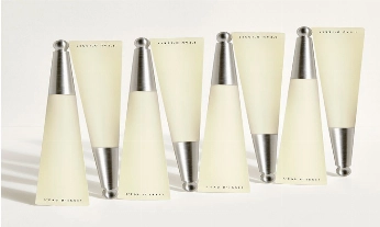 Perfume 'L'Eau d'Issey' de Issey Miyake.