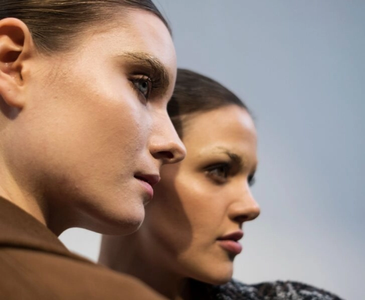 la rutina de limpieza facial perfecta