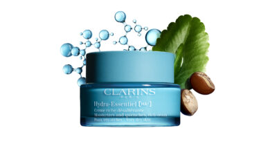 HyperFocal: Crema hidratante de día de Clarins Crema hidratante de día de Clarins