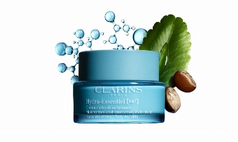 HyperFocal: Crema hidratante de día de Clarins Crema hidratante de día de Clarins