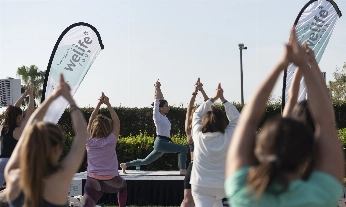 mercedes-benz-welife-tour-barcelona-yoga