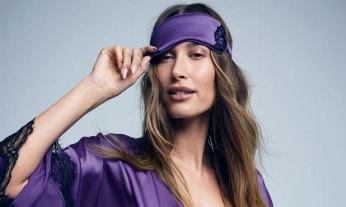 hailey-bieber-despertarse-mitad-noche