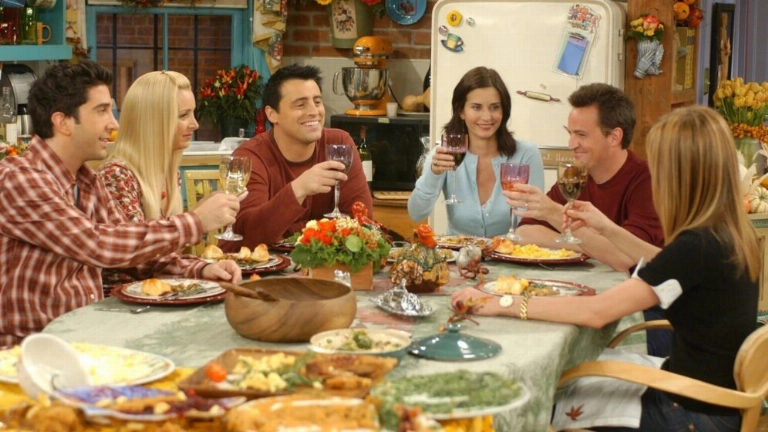 Olvídate de cenar y comer en casa./ Imagen: Friends.
