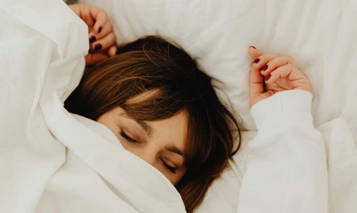 dormir-para-acalerar.metabolismo