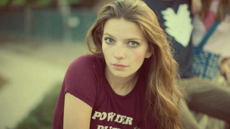 La indefensión aprendida es un estado de inacción y pasividad que se puede experimentar cuando se han vivido situaciones traumáticas en el pasado. FOTO: Wildfox Couture.