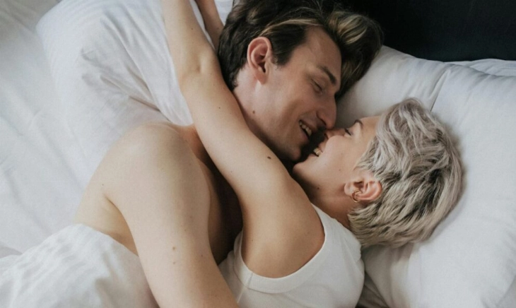 Dormir en pareja