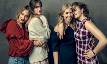 Fotograma de la serie Girls, donde se habla de las ventajas de estar soltero