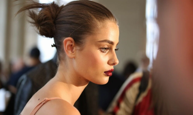 maquillaje piel luminosa sin purpurina