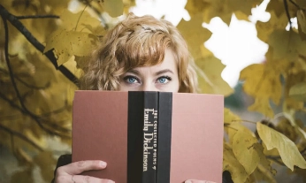 Leer libro mejora la memoria
