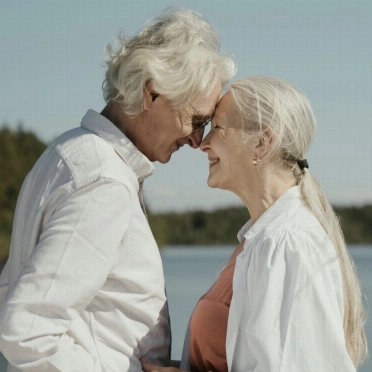 Muchos de los mitos sobre el envejecimiento se basan en creencias populares no respaldadas por la evidencia científica. FOTO: Pexels.