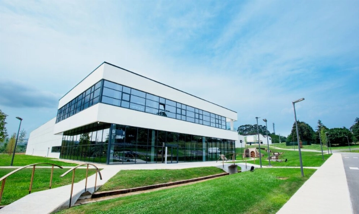 laboratorio de Cantabria Labs en La Concha
