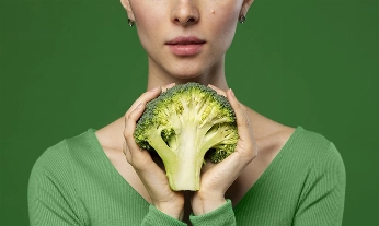 mujer-brocoli mujer-brocoli