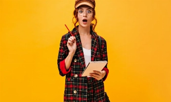 Mujer que domina la seducción femenina