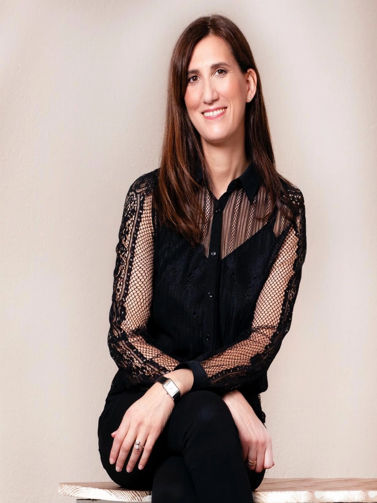 MARÍA FERNÁNDEZ-MIRANDA