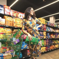 Ni el carrito ni la etiqueta mienten: el reto no está en comprar, sino en entender lo que nos venden. Y no debería ser responsabilidad de consumidor. Foto: Rulo MX / Pexels