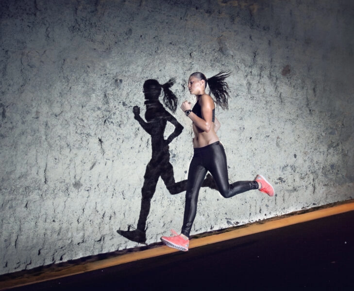 Madrugar para entrenar o hacer burpees a las 5 de la mañana