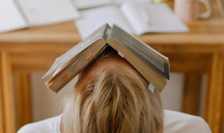 Álex Rovira explora los mitos griegos como guía contemporánea para entender las emociones y desafíos de la vida moderna