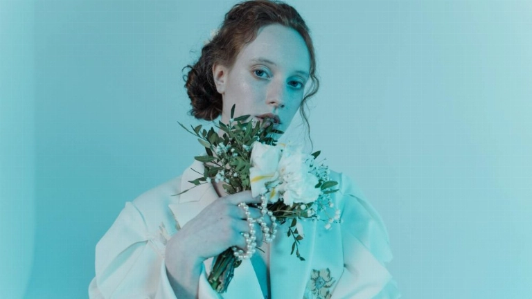 Mujer con emociones reprimidas Nada de reprimir las emociones. Es malo para la salud mental y complica mucho las digestiones. FOTO: Cottonbro / Pexels.