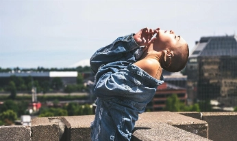 marcadores metabólicos de envejecimiento aceleran la edad