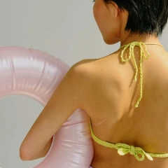 La espalda, los brazos y las piernas reclaman también unos minutos al día de cuidados. Con la nueva generación de cremas corporales no hay excusas. FOTO: Kseniachernaya/pexels