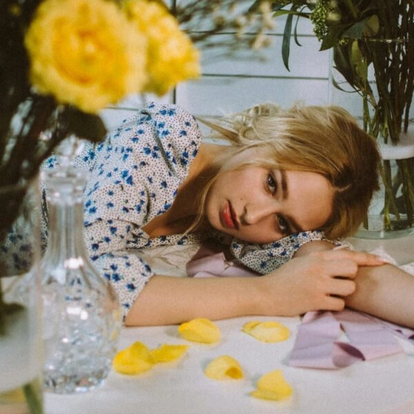 Fuiste víctima en el pasado, pero eso no te define como persona. Ha llegado el momento de rescribir el relato de tu vida. FOTO: Надежда Мустафаева / Pexels. 