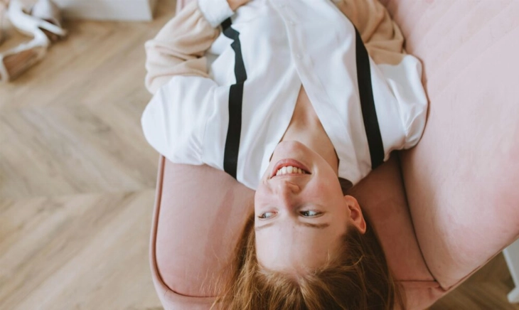 Mujer sin molestias íntimas porque usa la Línea Intima de Labeau Organic