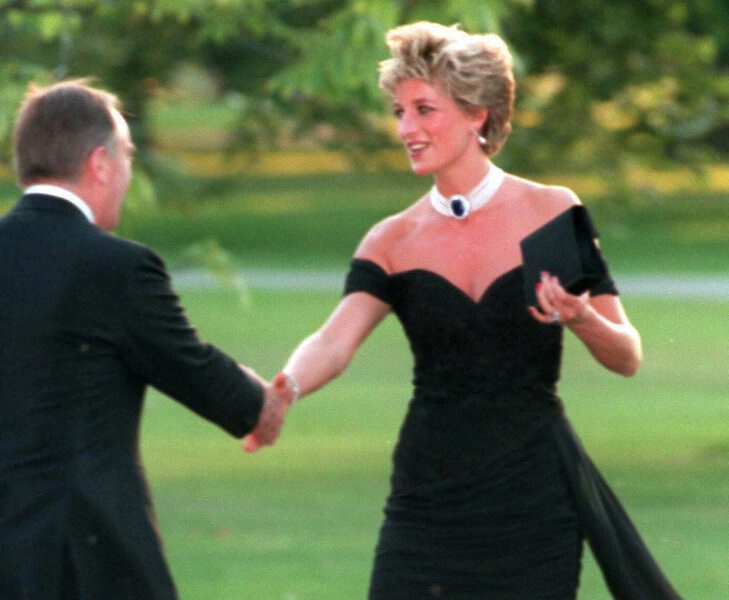 Brillo después del divorcio encarnado por Lady Di