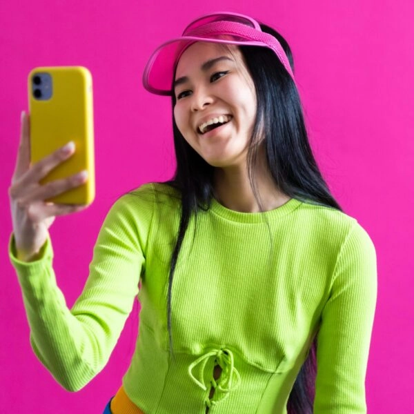 Al principio todos son risas y vídeos amables. Dale tiempo al tiempo: todo puede ir a peor. FOTO: Max Mishin/Pexels. 