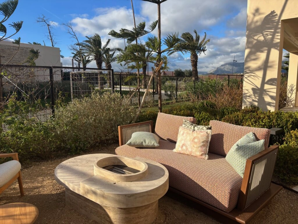 Terraza habitación del Piscina Royal Mansour Tamuda Bay