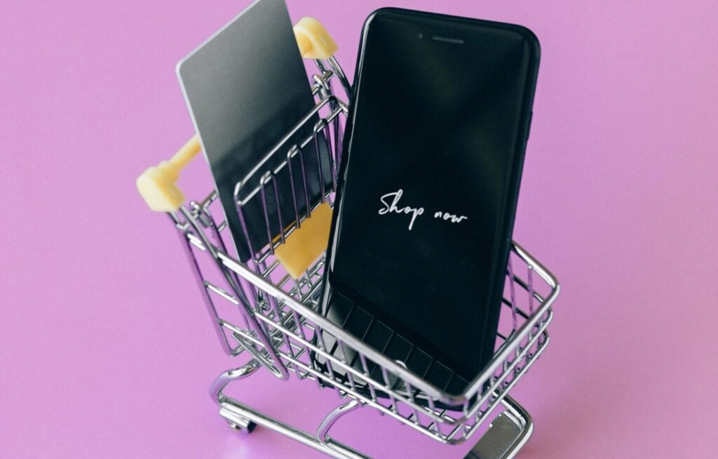 Para los clientes significa tener una plataforma para todas sus necesidades. Para el comercio, es la forma más rápida y eficiente de llegar a millones de clientes.