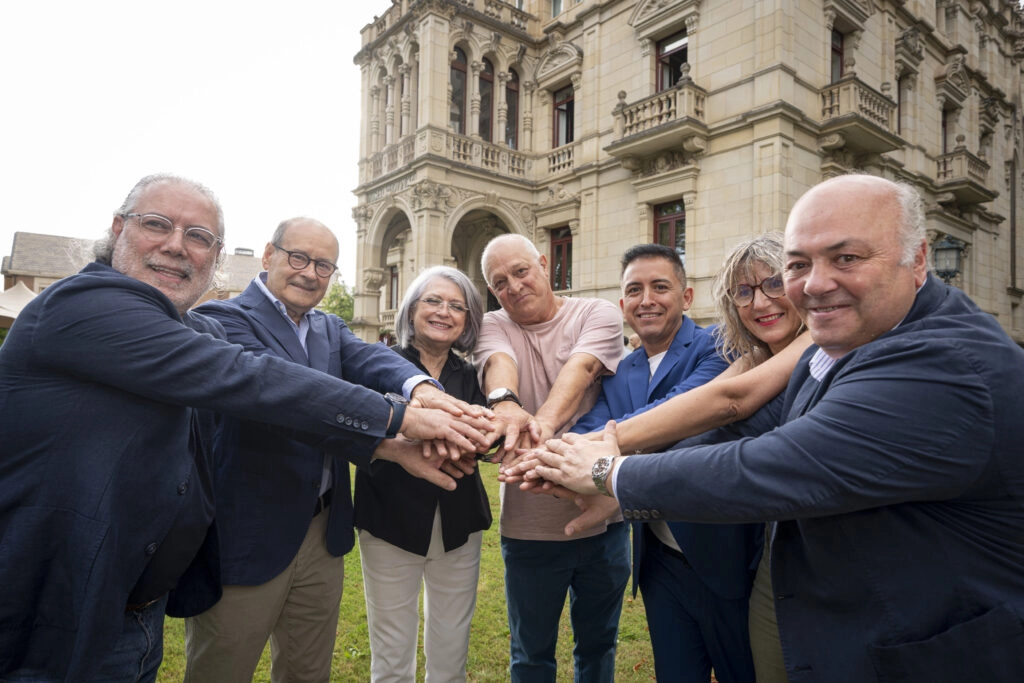 Galardonados de los Top Tradition 2026 en el Museo de Bellas Artes de Vitoria.